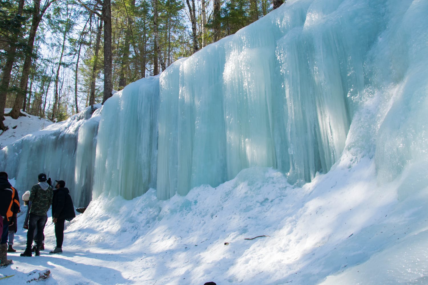 Midland Ice Caves @travelinglogs